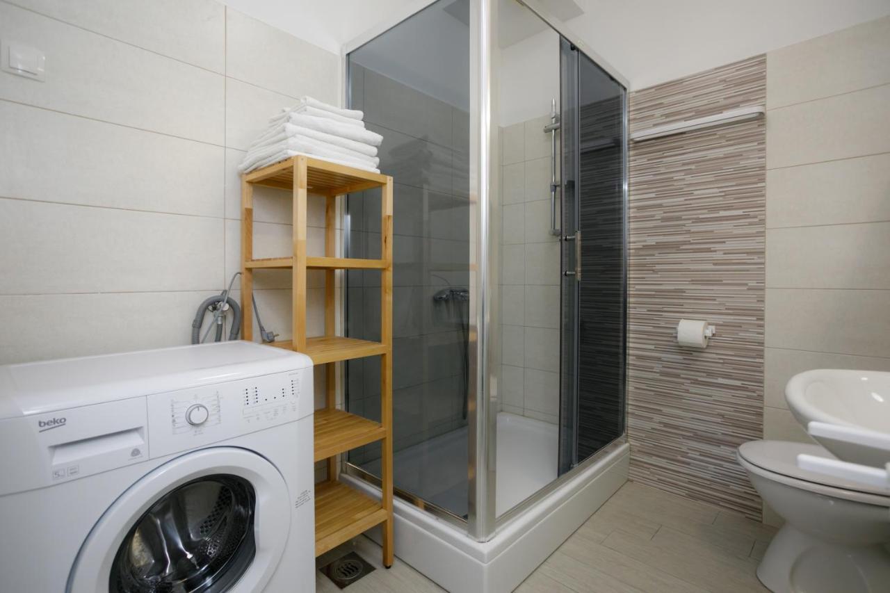 Oliva Apartment Vrbnik Luaran gambar